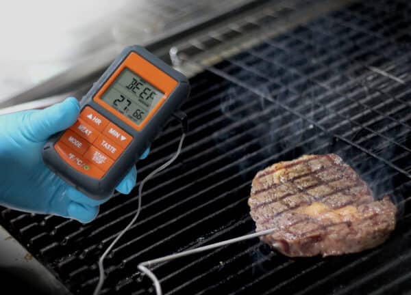 Measuring internal temp of meat