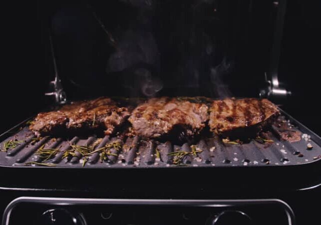 Delicious,Juicy,Meat,Steak,Cooking,On,Grill.,Prime,Beef,Fry